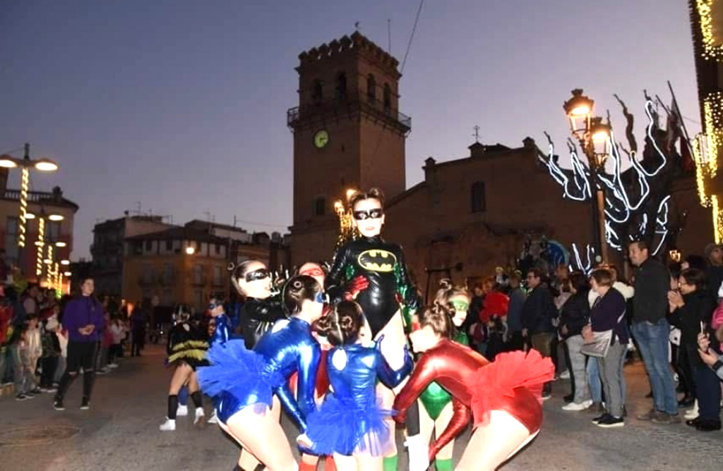 30.000 euros ayudan a la Federación de Peñas de Carnaval colaborar en la visita de Papá Noel y los Reyes Magos